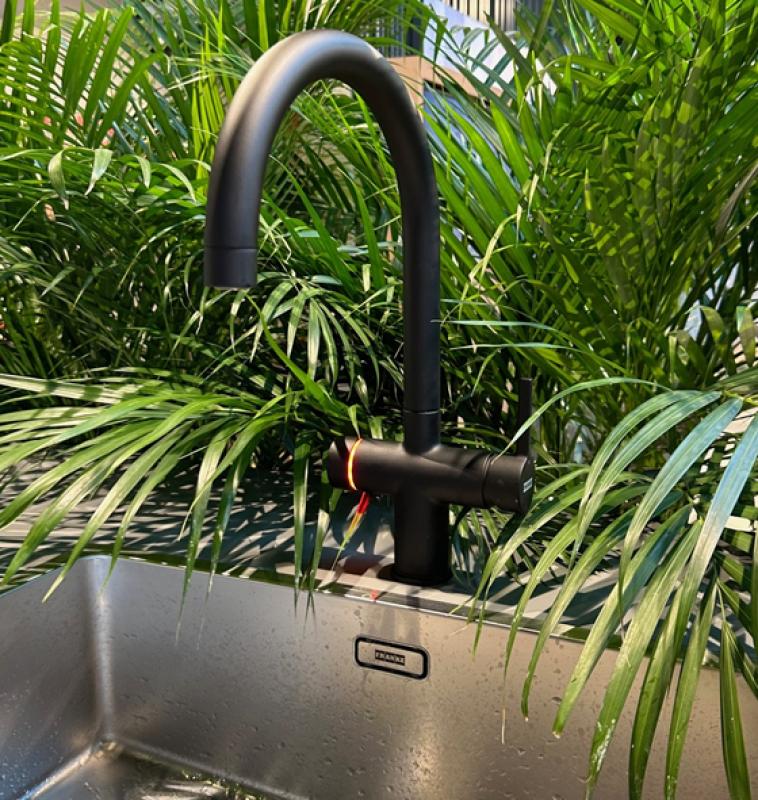 Franke Maris water hub 4L boiler 3-1 met Touch electronische kokend water kraan mat zwart 160.0702.518