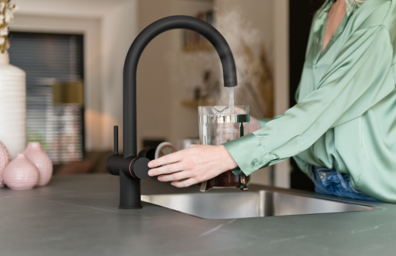 Franke Maris water hub 4L boiler 3-1 met Touch electronische kokend water kraan mat zwart met waterhub bypass 1208957950