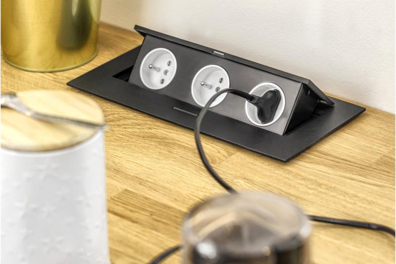 Rectangular recessed socket 1208958682