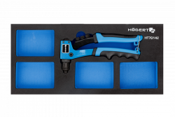 Hoegert Riveter betekent "klinknagel" in het Nederlands. 1208962050