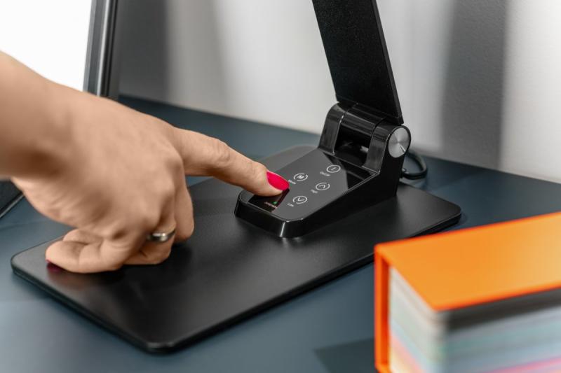 Decor Bureaulamp Loneos 12W 700lm AC220-240V 3-CCT 5-staps dimmen RA>80 USB zwart 1208962502