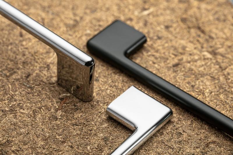 Zamak handle CAPRI, C = 192 mm, black chrome 1208965952