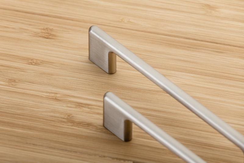 Zamak handle CAPRI, C= 320 mm, inox 1208965961