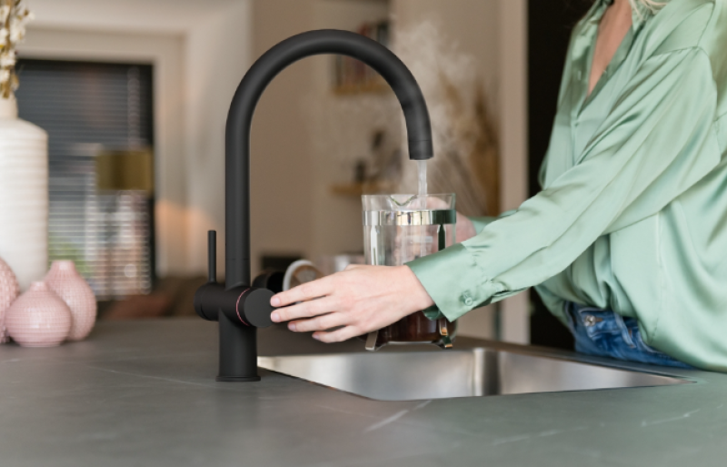 Franke Maris water hub 7L boiler 3-1 met Touch electronische kokend water kraan mat zwart met waterhub mengset 1208967855